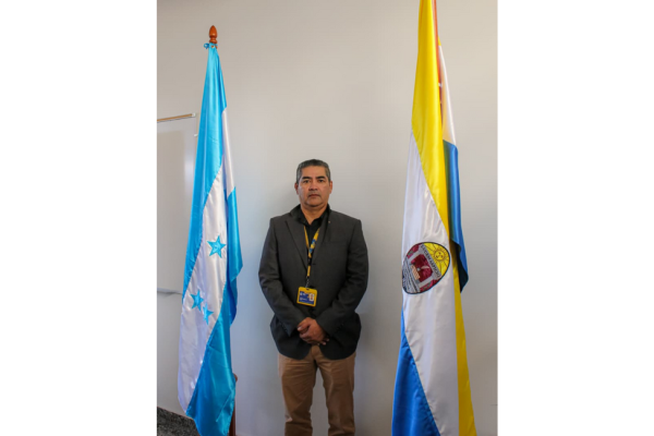 Post de instagram Proposito Gimnasio Moderno amarillo y negro 600 x 400 px 13